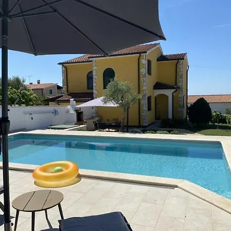 Casa Nicolina Comfortable * Kaštelir